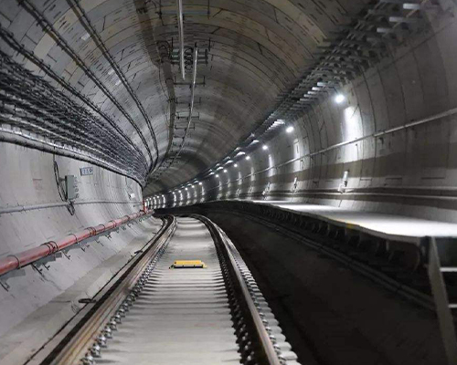 人(rén)防通風設備是 戰士職業(yè)工(gōng)作人(rén)員存活的(de)關鍵設備