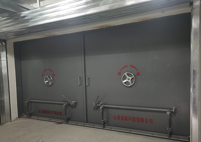 山西(xī)人(rén)防設備中型工(gōng)業(yè)門和(hé)垂直滑動門介紹